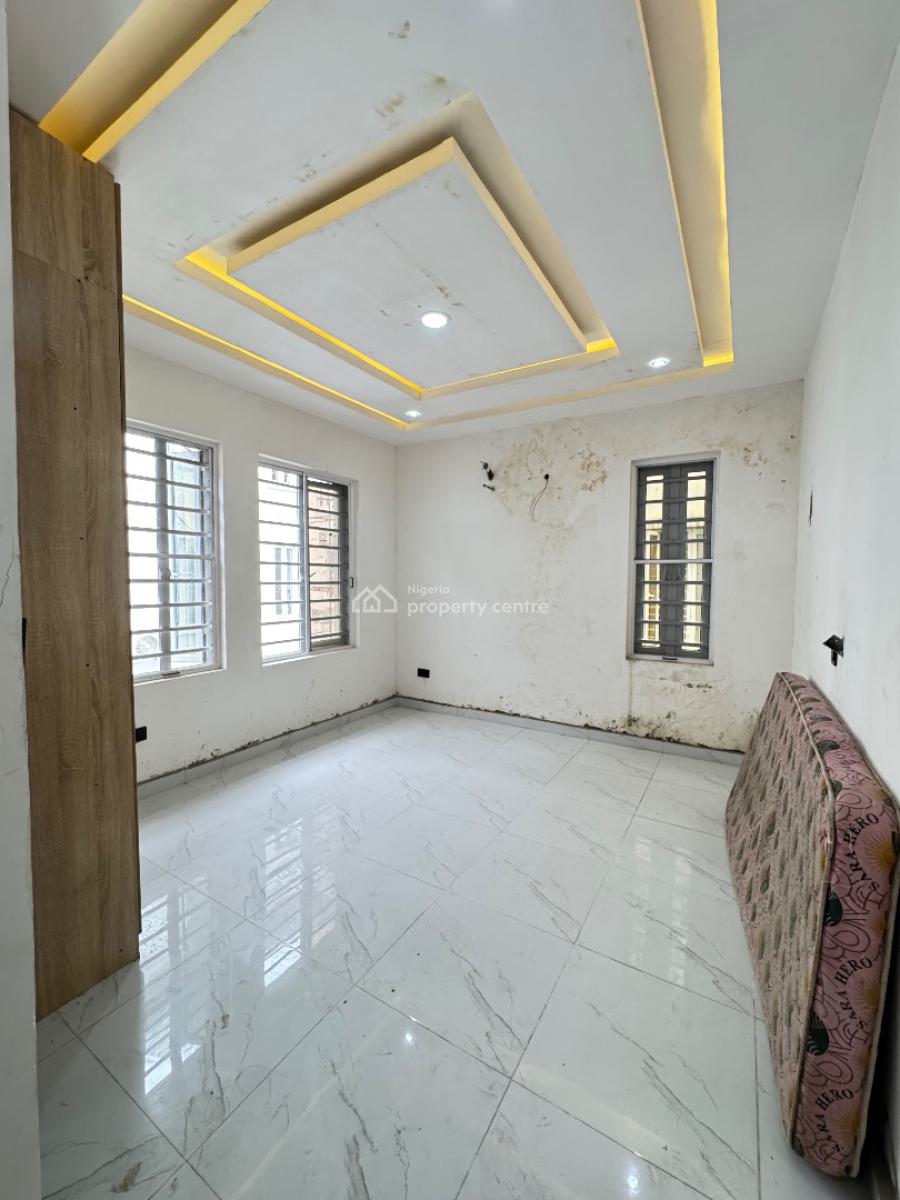 Beautiful 5 Bedroom Maisonette with a Bq, Off Freedom Way, Lekki Phase 1, Lekki, Lagos, Terraced Duplex for Sale