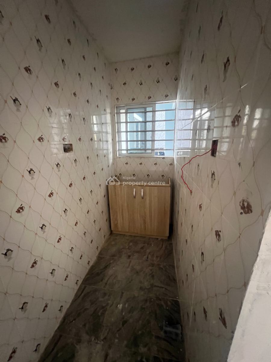 Newly Built, Tastefully Finished One Room Self Contain, Obaonikoro Estate, Shomolu, Lagos, Self Contain (single Rooms) for Rent