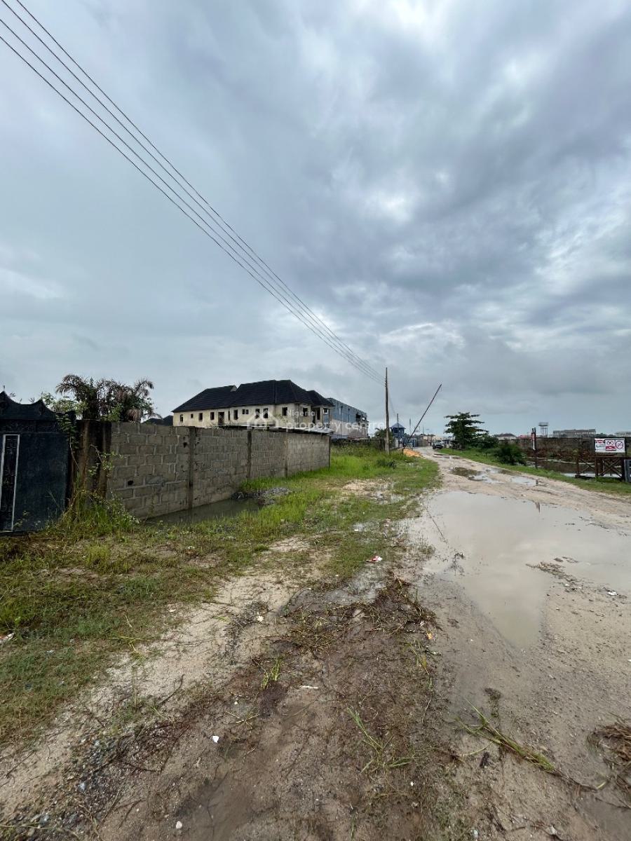 a Bareland Measuring 600 Sqm, Shoprite Axis, Sangotedo, Ajah, Lagos, Commercial Land for Sale