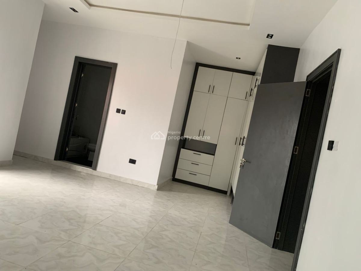 4 Bedroom Semi Detached with Bq  Modern Finishing, Thomas Esate, Ajah, Lagos, Semi-detached Duplex for Sale