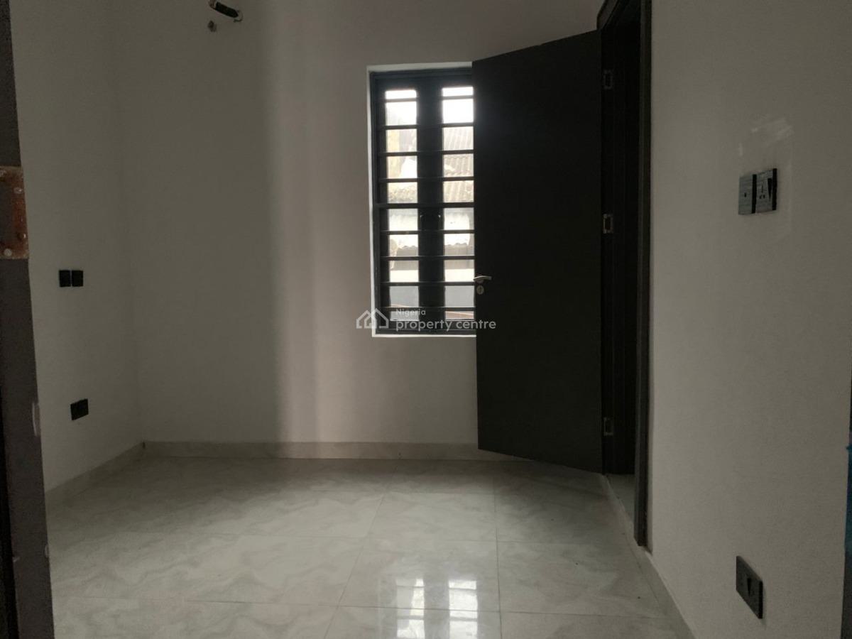 4 Bedroom Semi Detached with Bq  Modern Finishing, Thomas Esate, Ajah, Lagos, Semi-detached Duplex for Sale