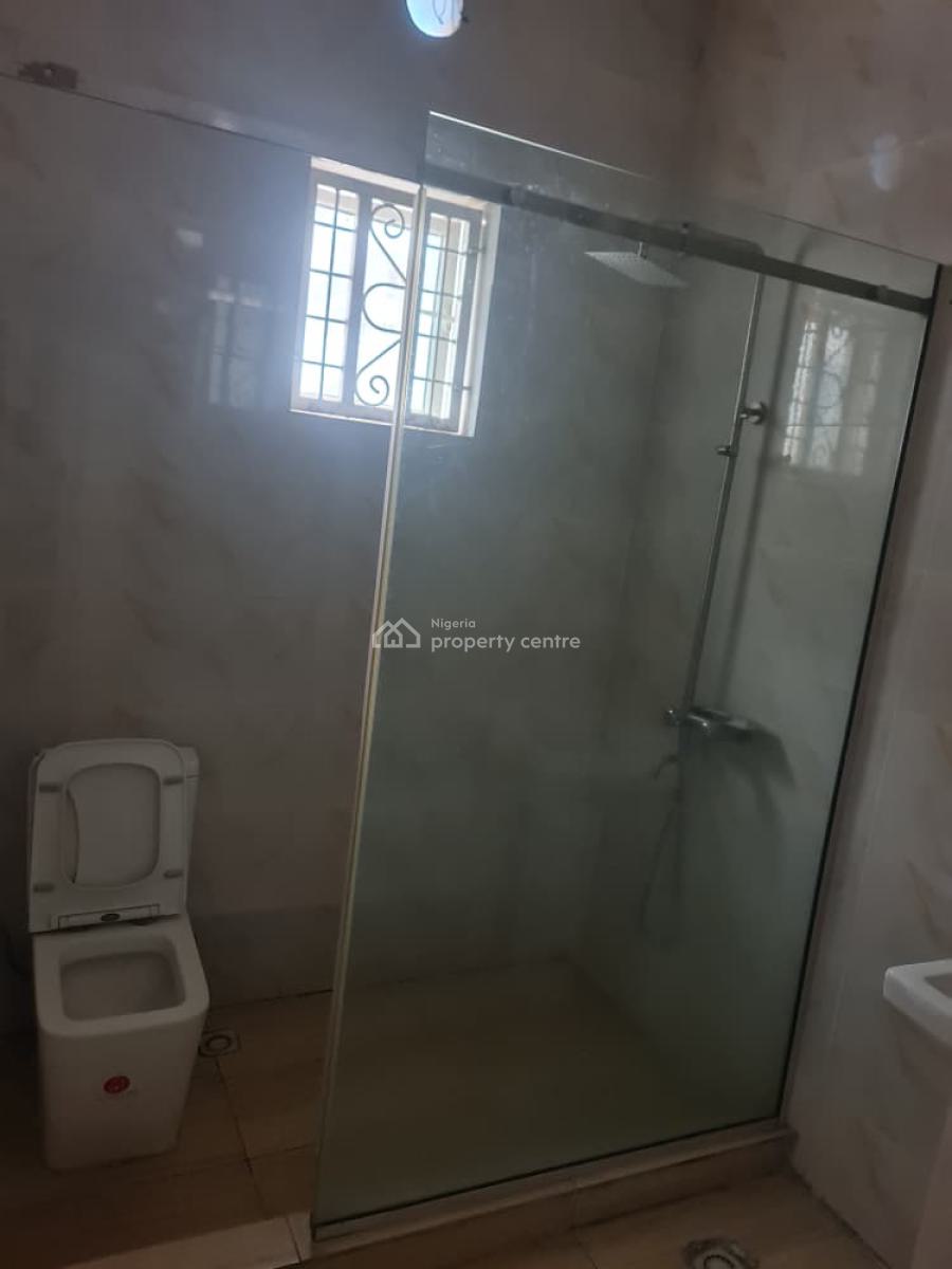 Luxury Spacious 2 Bedroom Apartment, Von Estate Road, Lugbe District, Abuja, Flat / Apartment for Rent
