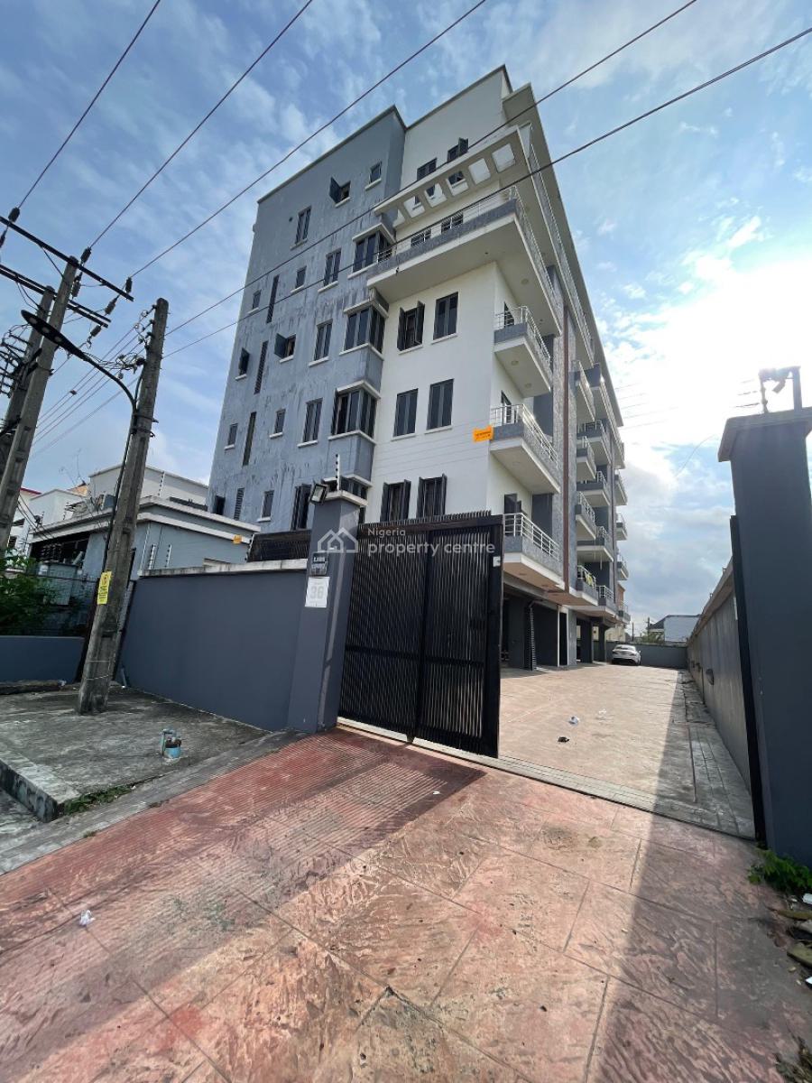 Exquisite 3 Bedroom Apartment in Serene Location Ideal for Investment, Chevron Toll Gate, Lekki, Lagos, Flat / Apartment for Sale