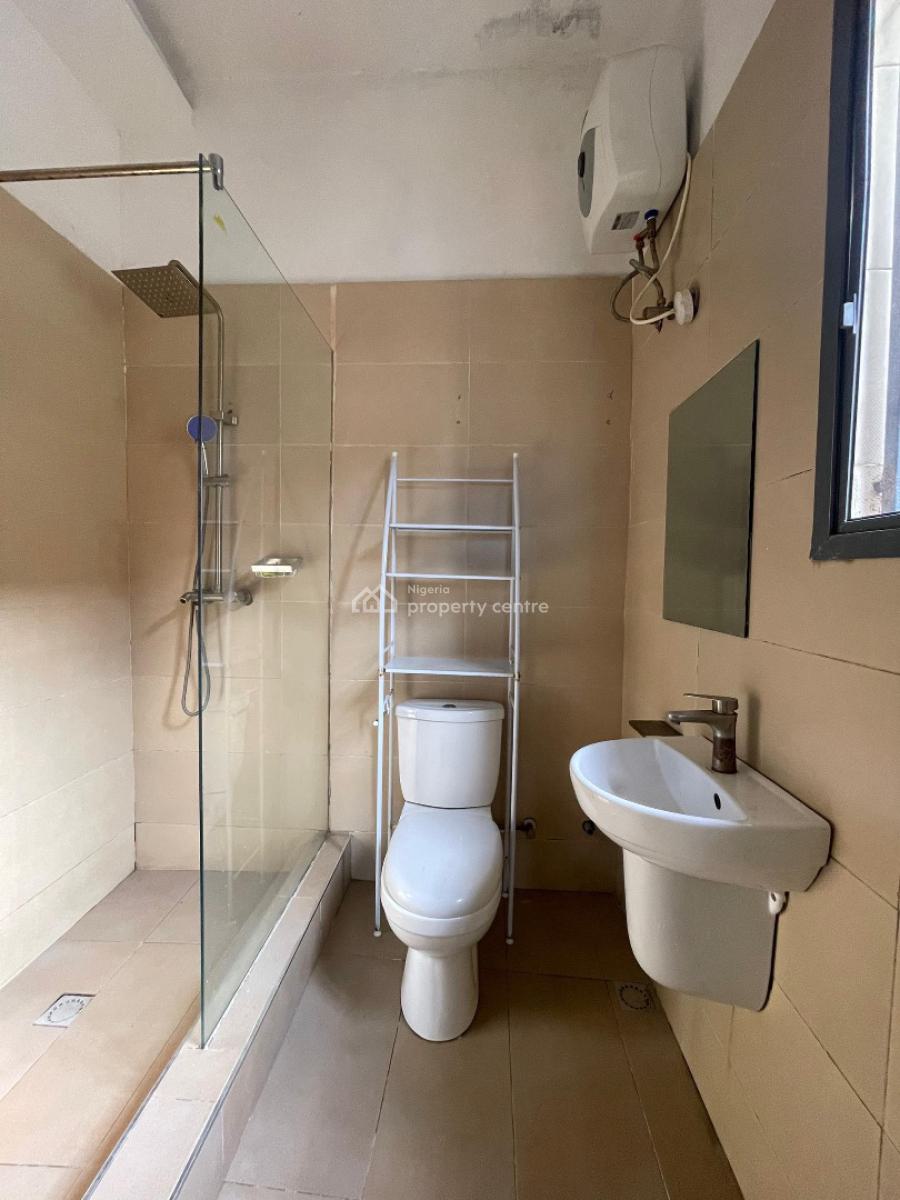 Exquisite 3 Bedroom Apartment in Serene Location Ideal for Investment, Chevron Toll Gate, Lekki, Lagos, Flat / Apartment for Sale