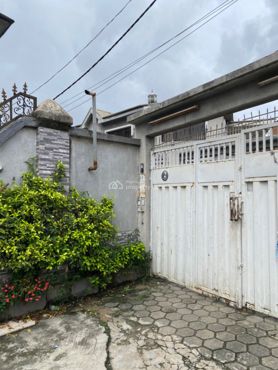 Well Built 5 Bedrooms Fully Detached  Building Plus Bq, Off Ogunlana Drive, Ogunlana, Surulere, Lagos, Detached Duplex for Sale