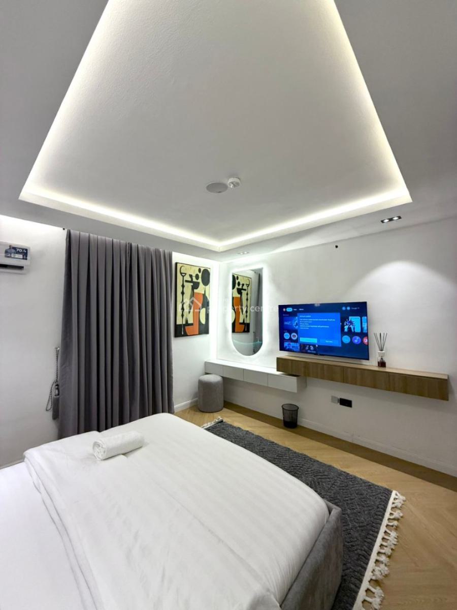 Luxury 2bedroom with Swimming Pool and Balcony, Wuse Zone 2, Wuse 2, Abuja, Self Contain (single Rooms) Short Let