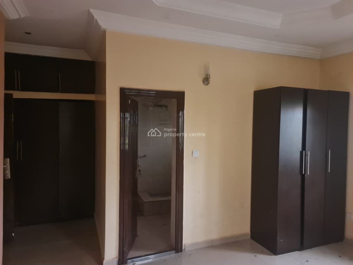 Excellent Spacious 3 Bedroom Bungalow, By Penthouse Estate, Lugbe District, Abuja, Detached Bungalow for Rent