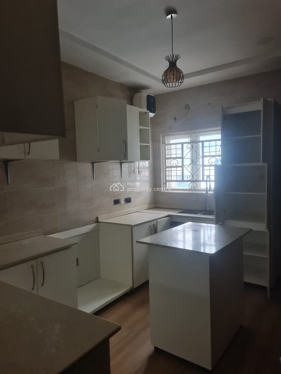 Excellent Spacious 3 Bedroom Bungalow, By Penthouse Estate, Lugbe District, Abuja, Detached Bungalow for Rent