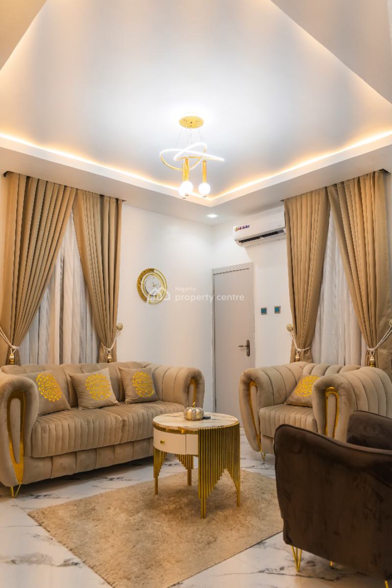 Queens Suite: Luxurious Mini Flat/apartment Well Furnished, 1 Demi Bright Street, Off Okoloba Street, Jakpa Road, Effurun, Uvwie, Delta, Mini Flat (room and Parlour) Short Let