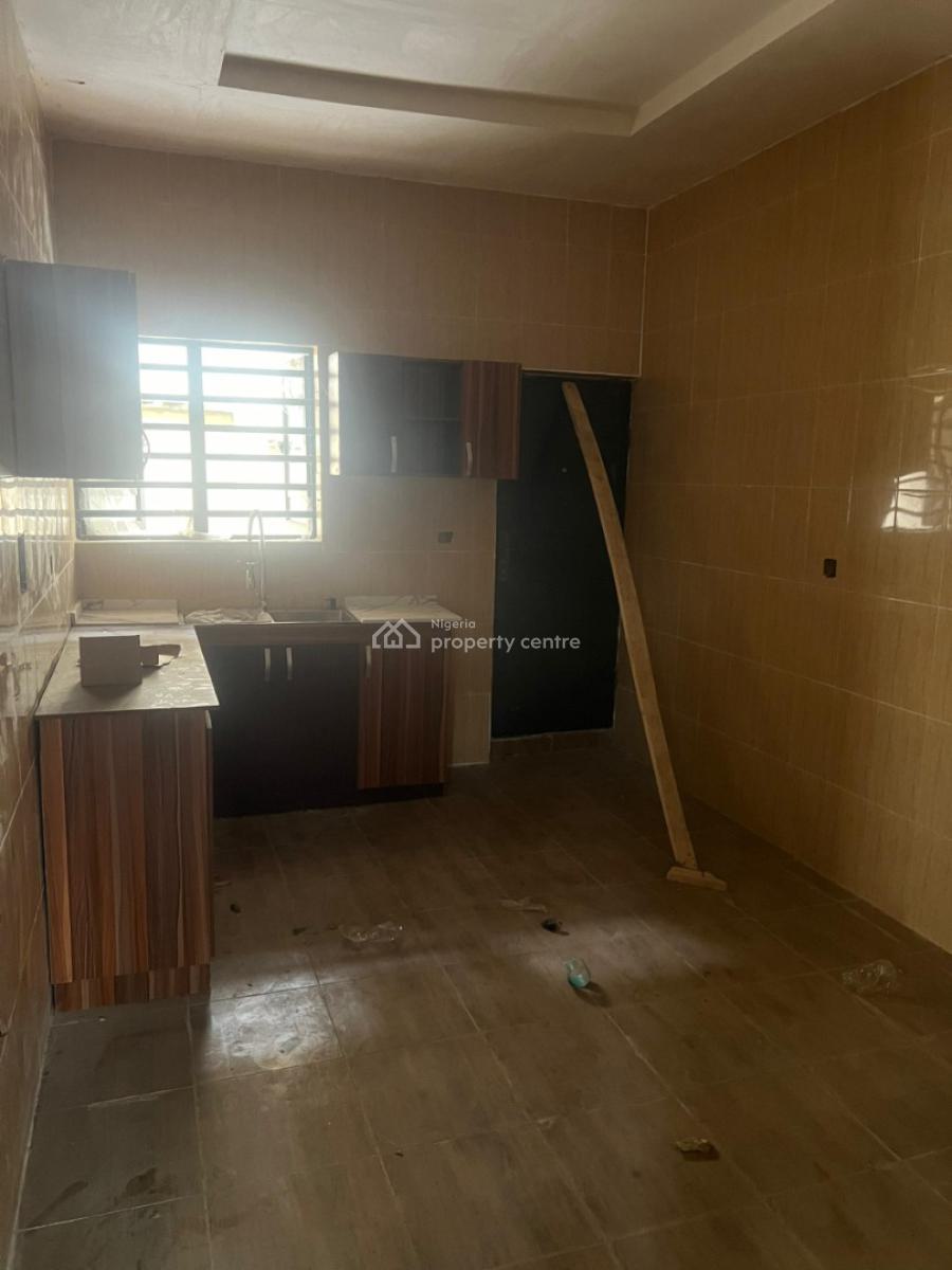 Newly Built 2 Bedroom Flat, St Anne’s Church Molete-challenge Road, Ibadan, Oyo, Flat / Apartment for Rent