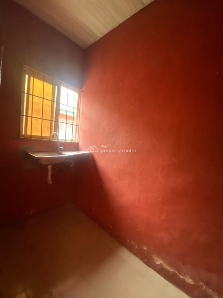 Clean Self Contain Available, Sangotedo, Ajah, Lagos, Self Contain (single Rooms) for Rent
