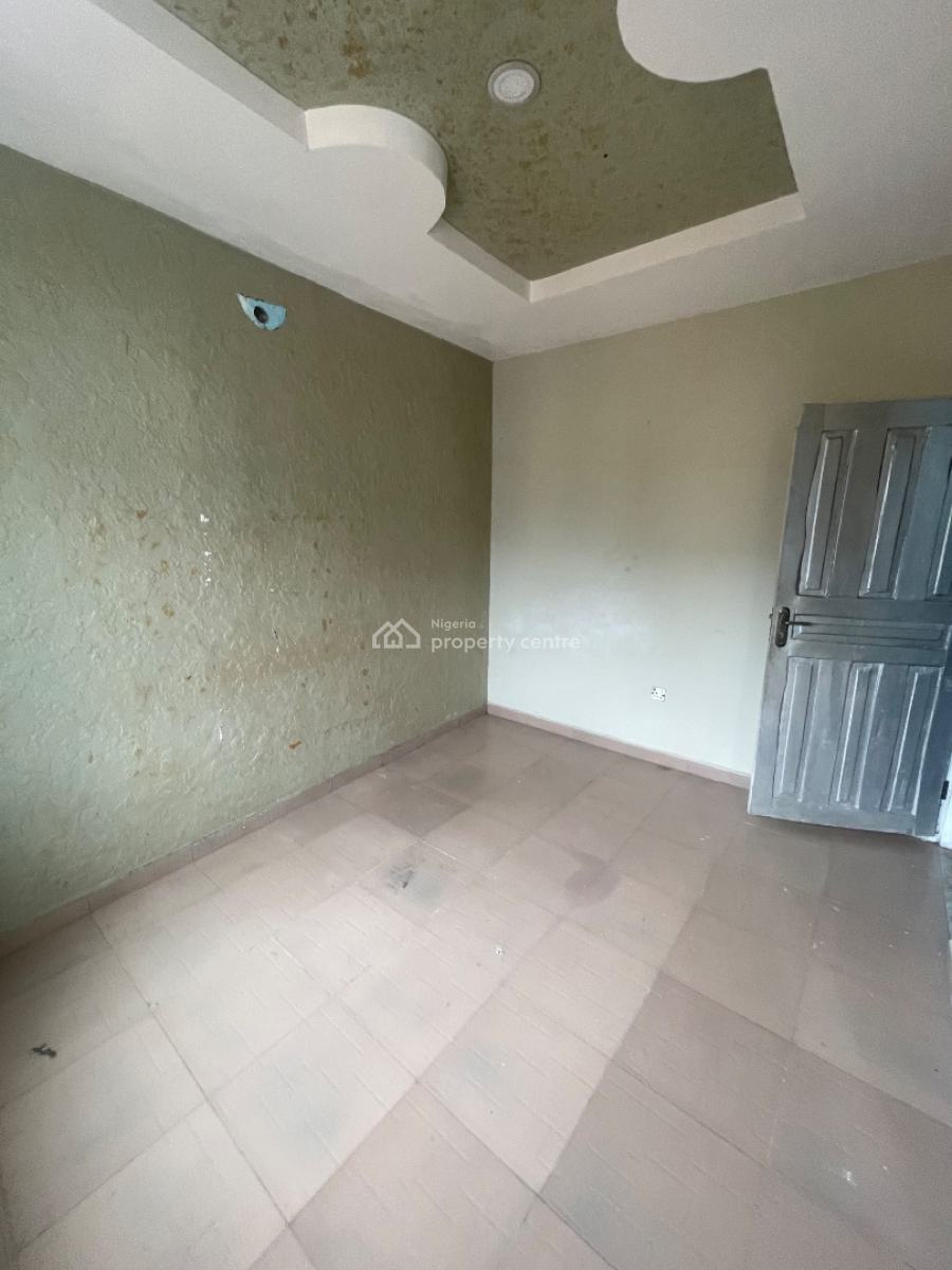 Standard and Spacious Mini Flat, Adebiyi Street, Shomolu, Lagos, Mini Flat (room and Parlour) for Rent