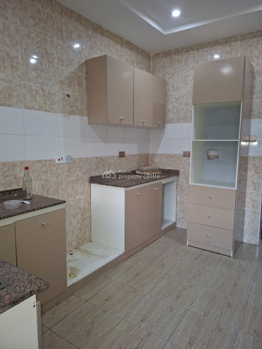 Serviced and Standard 3 Bedroom Apartment, Jahi, Abuja, Flat / Apartment for Rent