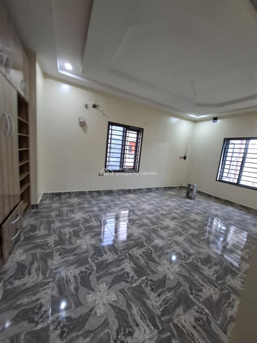 Serviced and Standard 3 Bedroom Apartment, Jahi, Abuja, Flat / Apartment for Rent
