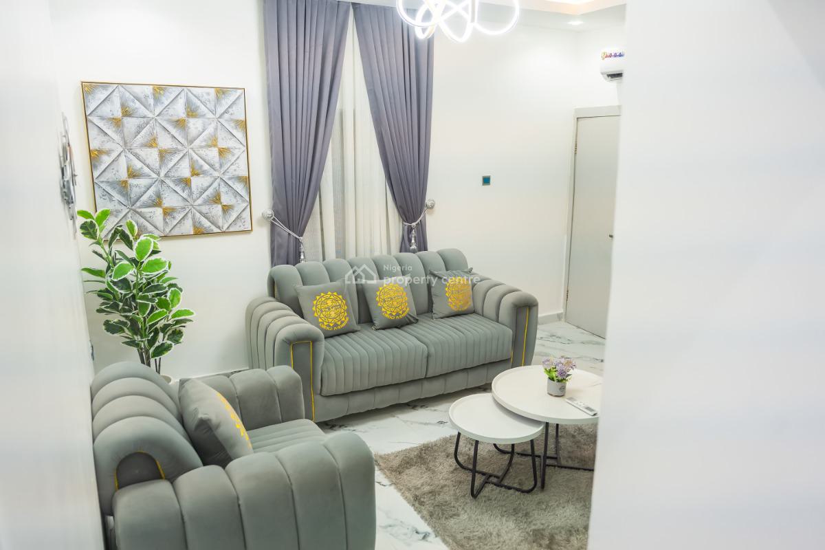 Onyx Suite: Luxurious Mini Flat, Well Furnished and Decorated, 1 Demi Bright Street, Off Okoloba Street, Jakpa Road, Effurun, Uvwie, Delta, Mini Flat (room and Parlour) Short Let