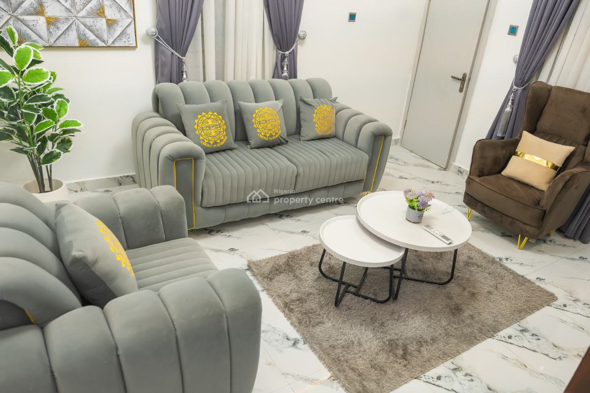 Onyx Suite: Luxurious Mini Flat, Well Furnished and Decorated, 1 Demi Bright Street, Off Okoloba Street, Jakpa Road, Effurun, Uvwie, Delta, Mini Flat (room and Parlour) Short Let