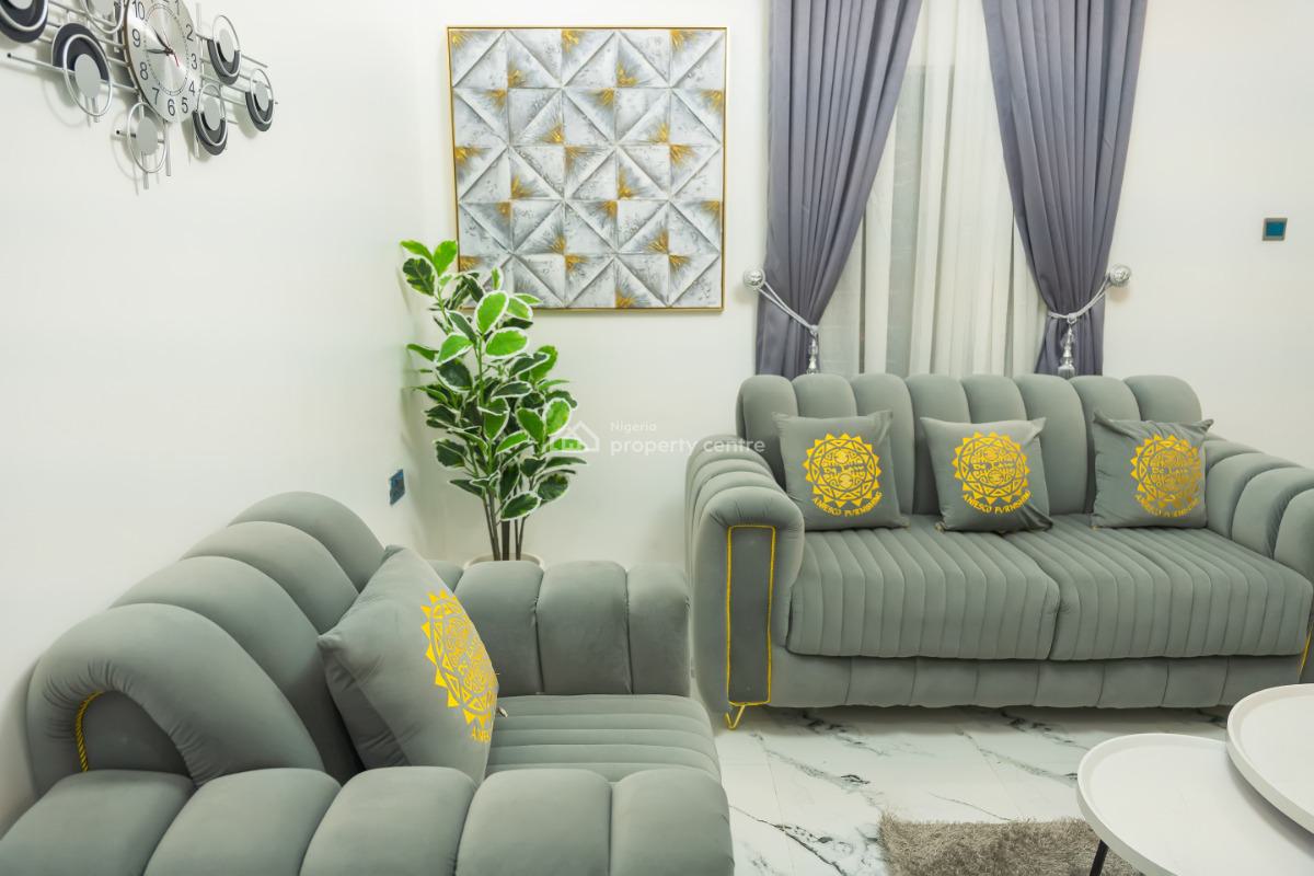 Onyx Suite: Luxurious Mini Flat, Well Furnished and Decorated, 1 Demi Bright Street, Off Okoloba Street, Jakpa Road, Effurun, Uvwie, Delta, Mini Flat (room and Parlour) Short Let