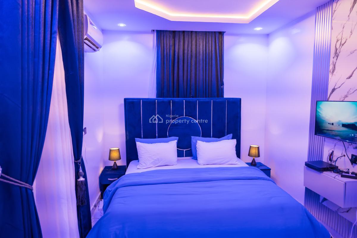 Onyx Suite: Luxurious Mini Flat, Well Furnished and Decorated, 1 Demi Bright Street, Off Okoloba Street, Jakpa Road, Effurun, Uvwie, Delta, Mini Flat (room and Parlour) Short Let