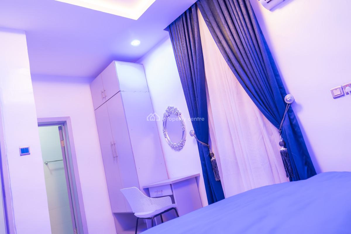 Onyx Suite: Luxurious Mini Flat, Well Furnished and Decorated, 1 Demi Bright Street, Off Okoloba Street, Jakpa Road, Effurun, Uvwie, Delta, Mini Flat (room and Parlour) Short Let