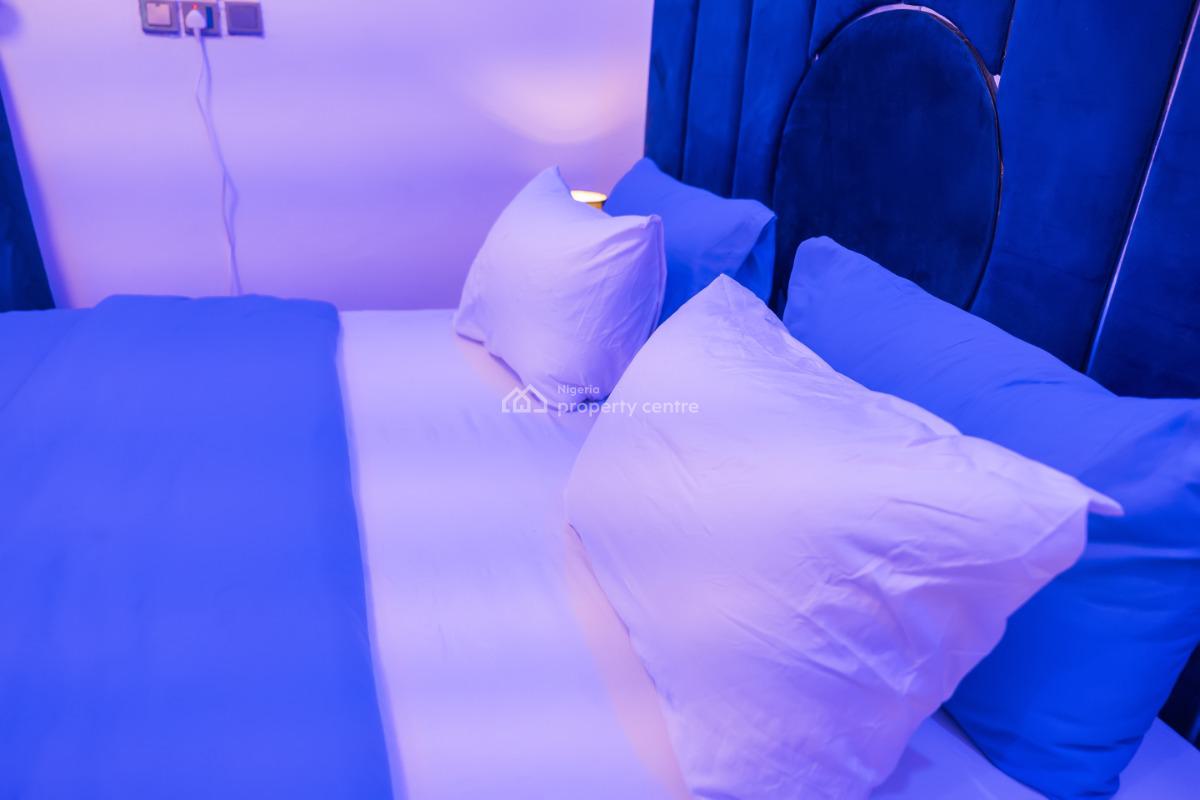 Onyx Suite: Luxurious Mini Flat, Well Furnished and Decorated, 1 Demi Bright Street, Off Okoloba Street, Jakpa Road, Effurun, Uvwie, Delta, Mini Flat (room and Parlour) Short Let