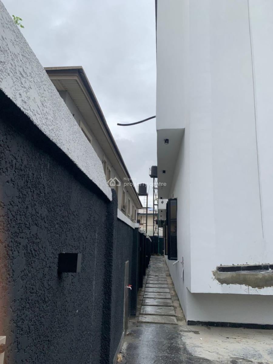 5 Bedroom Fully Detached Duplex with Bq and Swimming Pool, Thomas Estate, Ajah, Lagos, Detached Duplex for Sale