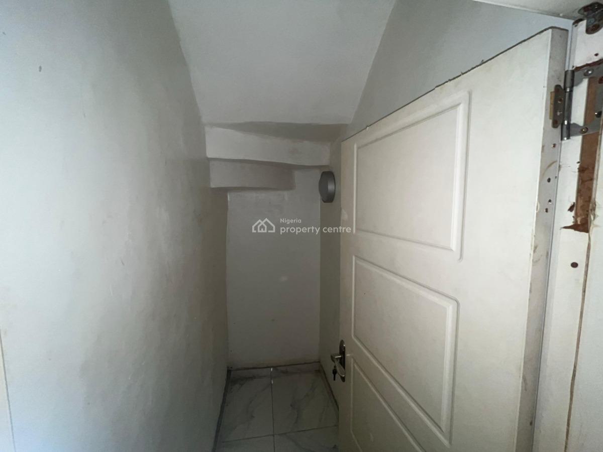 Well Maintained 4 Bedroom Detached Duplex with Bq, Osapa, Lekki, Lagos, Detached Duplex for Sale