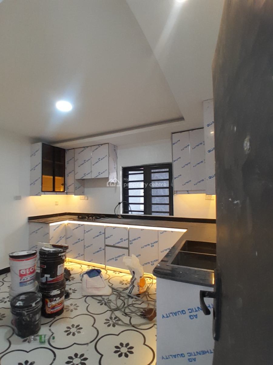 Semi Furnished New 5 Bedroom Duplex with a Bq, Gra Phase 2, Magodo, Lagos, Semi-detached Duplex for Rent