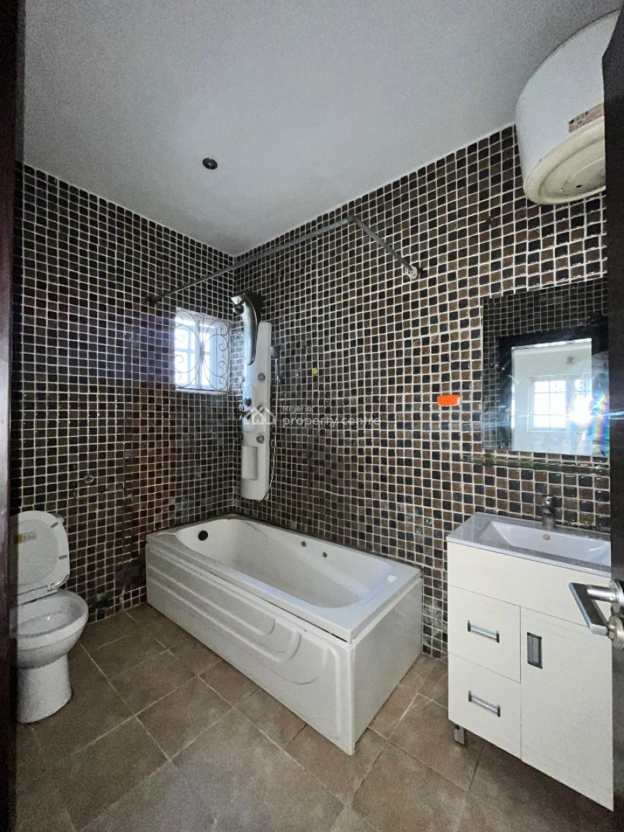 a Luxury 4 Bedroom Bungalow, Off Mobil Road, Ilaje, Ajah, Lagos, Detached Bungalow for Rent