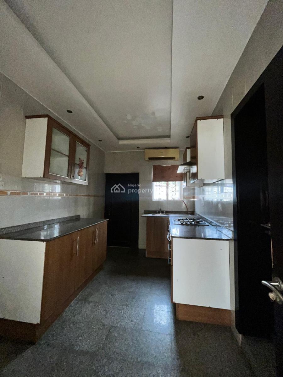 a Luxury 4 Bedroom Bungalow, Off Mobil Road, Ilaje, Ajah, Lagos, Detached Bungalow for Rent