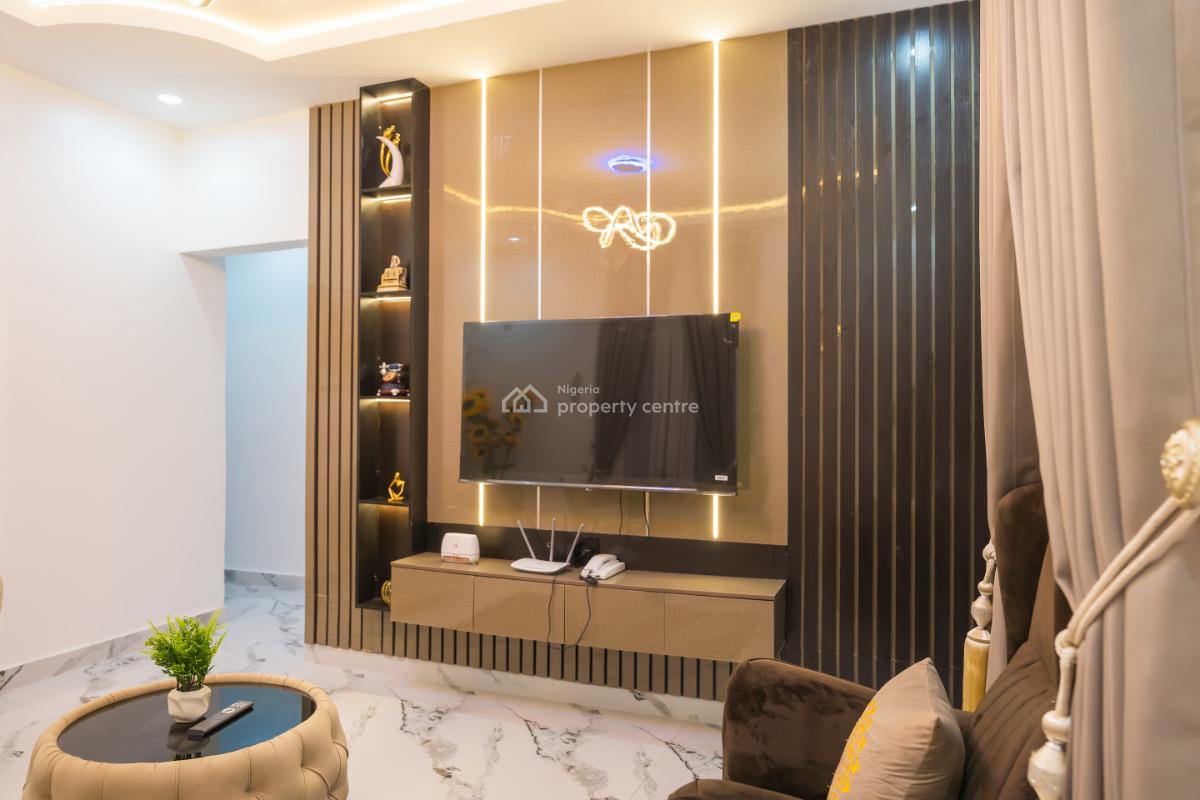 Kings Suite: Well Furnished and Decorated Luxurious Mini Flat/apartment, Address1 Demi Bright Street, Off Okoloba Street, Jakpa Road, Effurun, Uvwie, Delta, Mini Flat (room and Parlour) Short Let