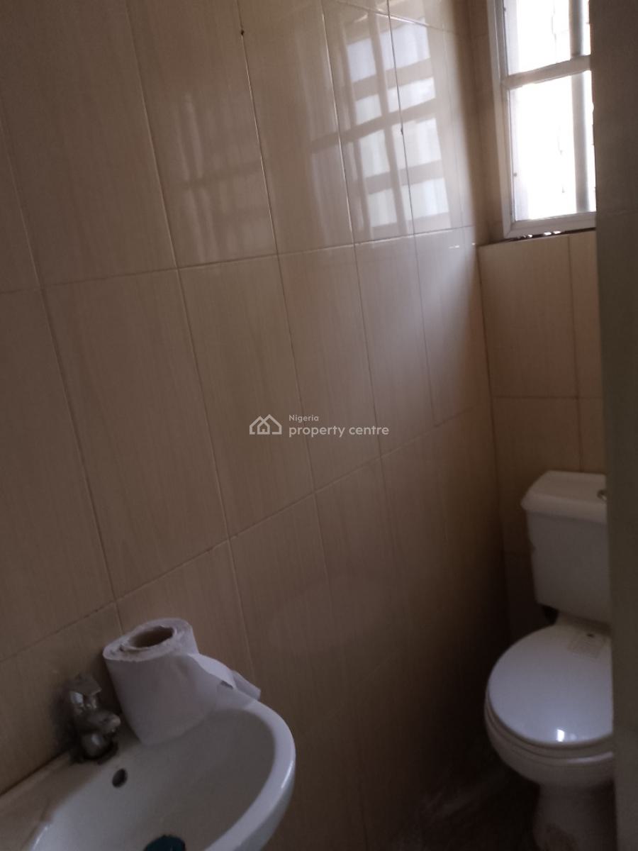 Very Spacious and Beautiful 5 Bedroom Terrace Duplex, Mobile Road, Ilaje, Ajah, Lagos, Terraced Duplex for Rent