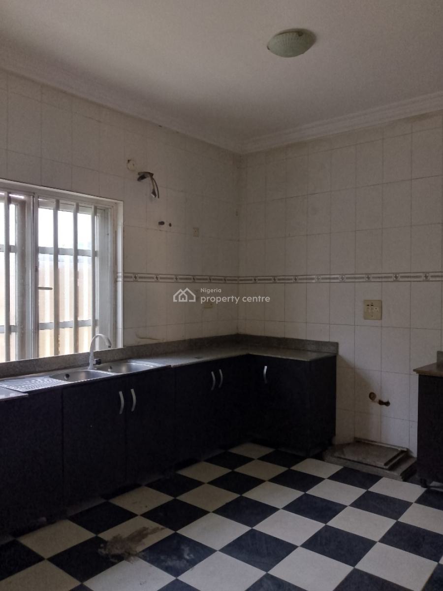 Very Spacious and Beautiful 5 Bedroom Terrace Duplex, Mobile Road, Ilaje, Ajah, Lagos, Terraced Duplex for Rent