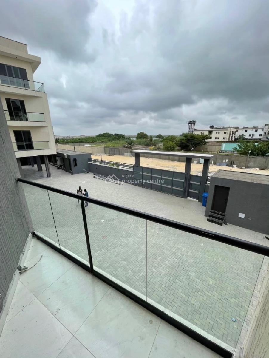 Luxury 2 Bedroom Apartment with a Bq & Rooftop, Admiralty, Lekki Phase 1, Lekki, Lagos, Flat / Apartment for Sale
