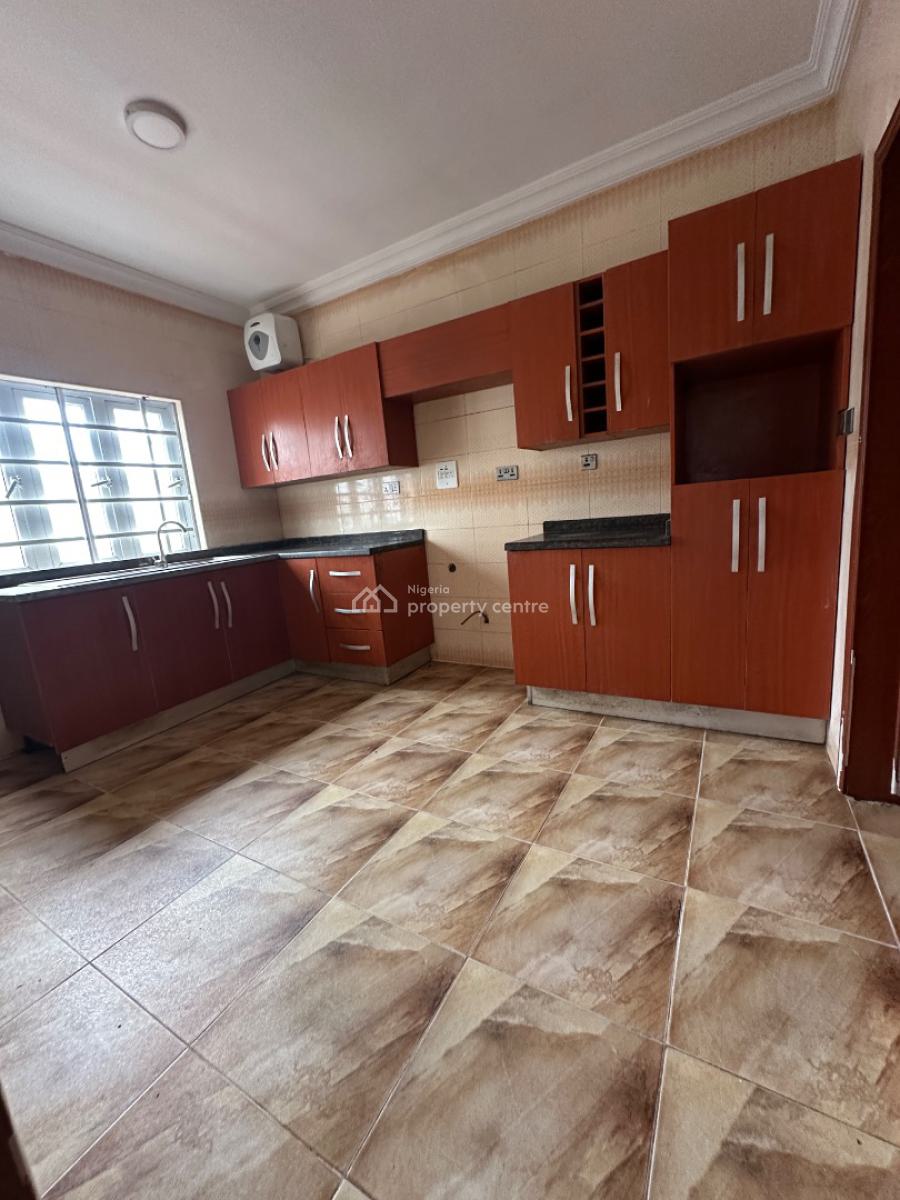 3 Bedroom Terrace with Bq, Off Kunsela Road, Ikate Elegushi, Lekki, Lagos, Terraced Duplex for Rent