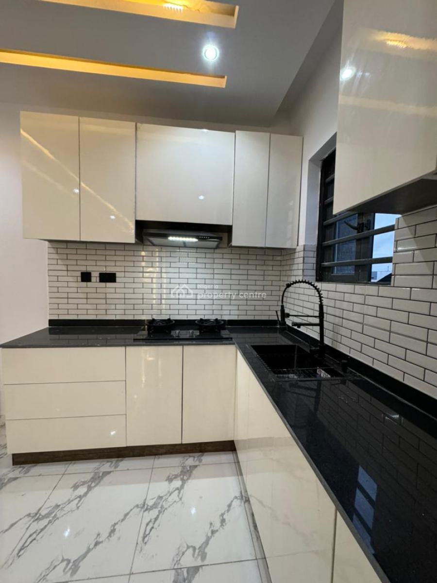 Luxury 2 Bedroom Apartment, Chevron, Lekki, Lagos, Flat / Apartment for Sale