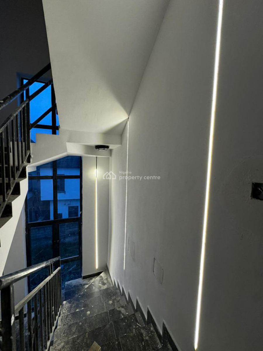 Luxury 2 Bedroom Apartment, Chevron, Lekki, Lagos, Flat / Apartment for Sale