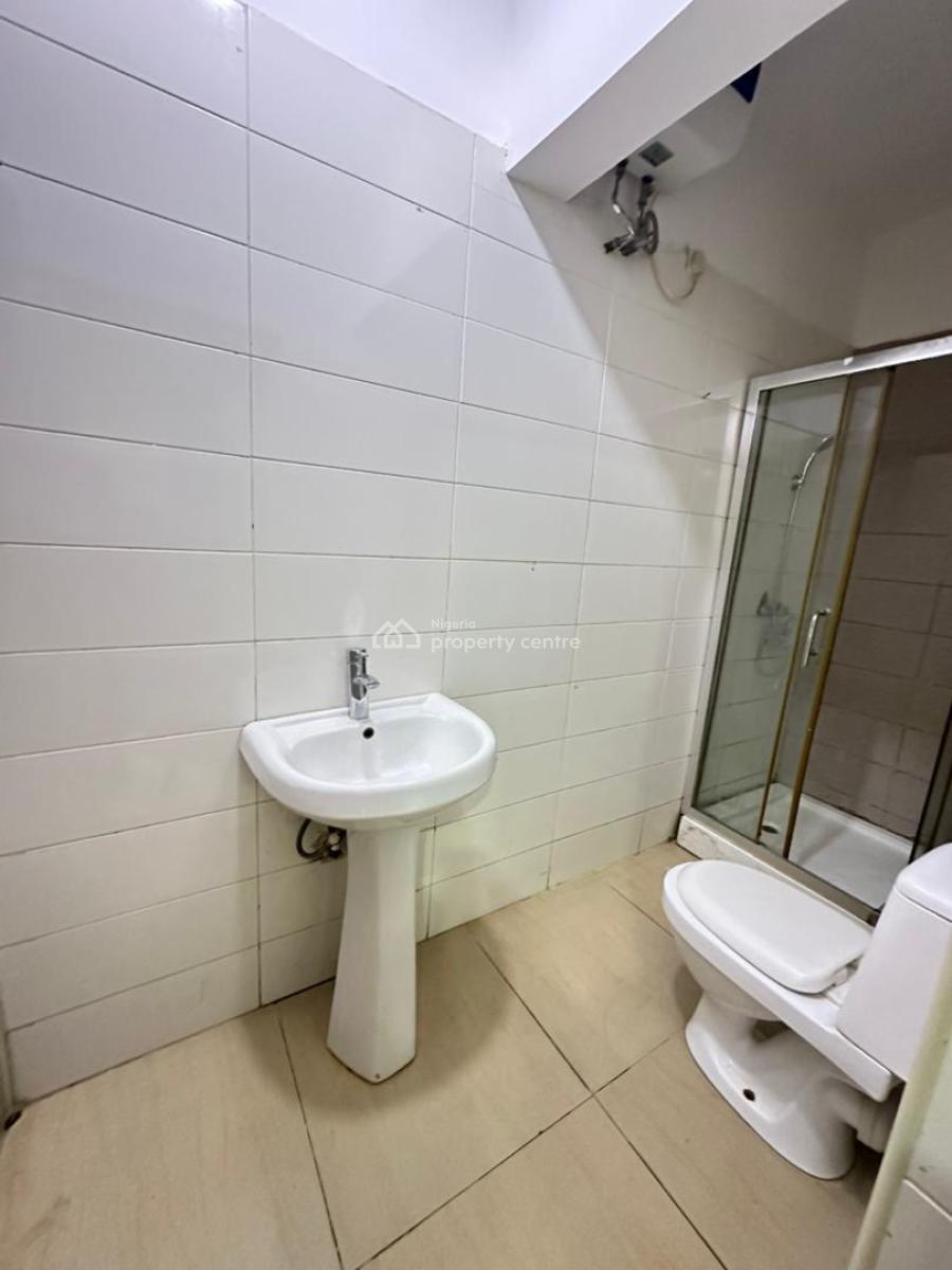 Luxury Commercial 2 Bedroom Apartment, Lekki Phase 1, Lekki, Lagos, Office Space for Rent