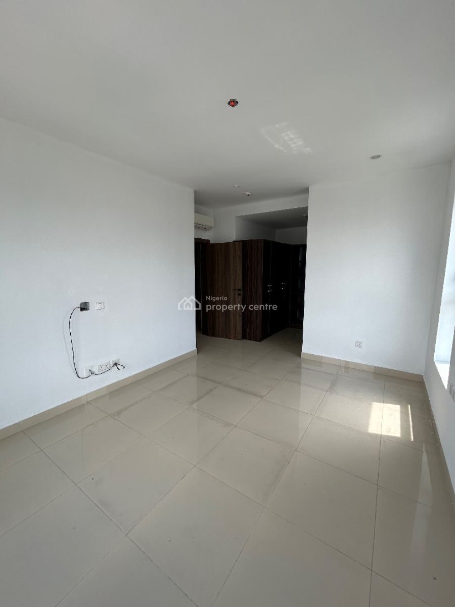 Well Maintained and Luxury Built 2 Bedroom Apartment with Bq, Blue Waters, Oniru, Victoria Island (vi), Lagos, Flat / Apartment for Rent