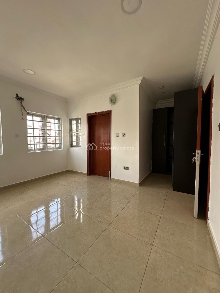 3 Bedroom Terrace with a Bq Available, Ikate, Lekki, Lagos, Terraced Duplex for Rent