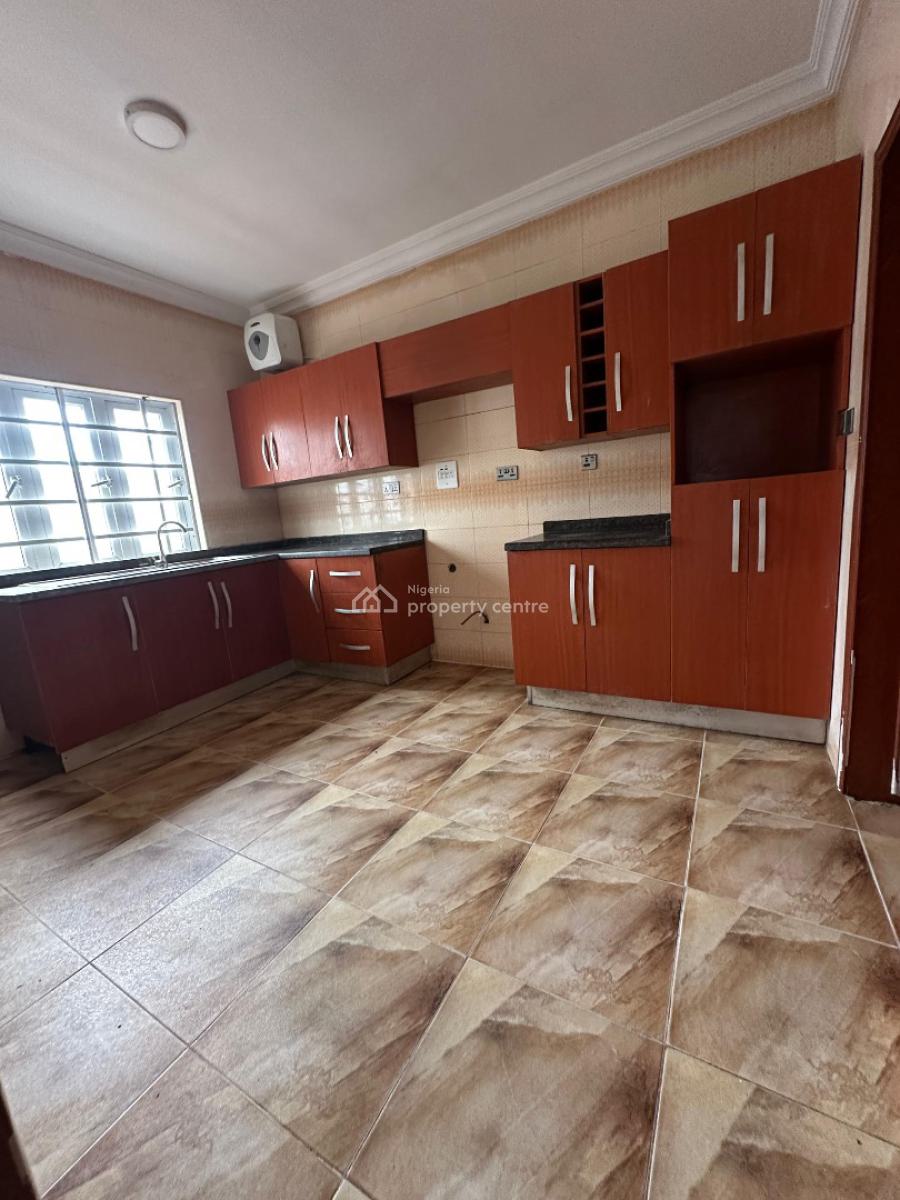 3 Bedroom Terrace with a Bq Available, Ikate, Lekki, Lagos, Terraced Duplex for Rent