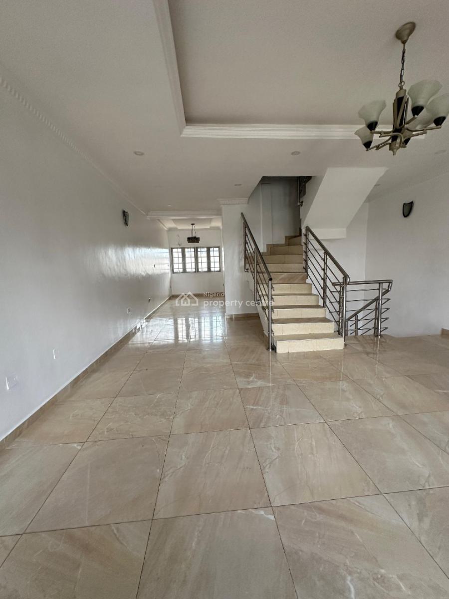 3 Bedroom Terrace with a Bq Available, Ikate, Lekki, Lagos, Terraced Duplex for Rent