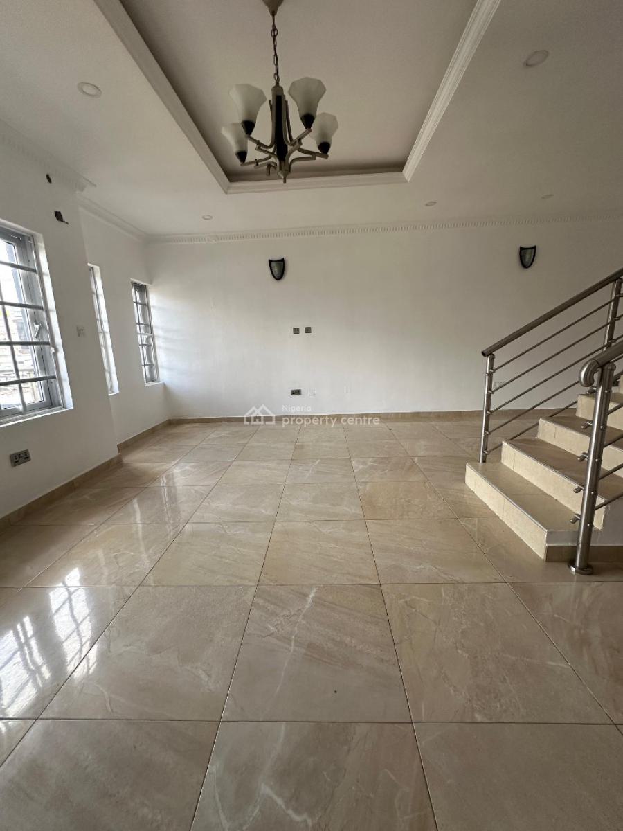 3 Bedroom Terrace with a Bq Available, Ikate, Lekki, Lagos, Terraced Duplex for Rent
