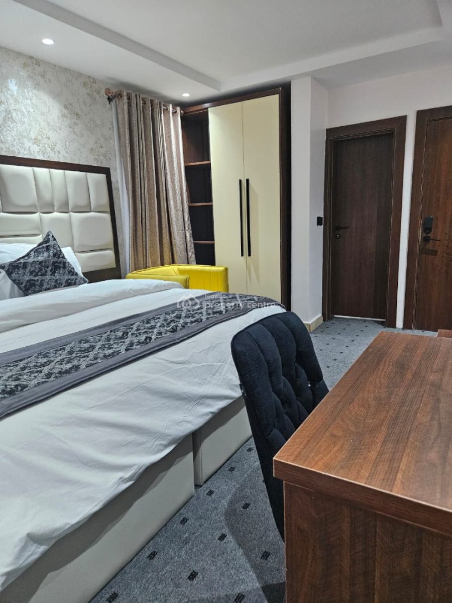 Aniluxe Super Superior 1 Bedroom Apartment with Free Breakfast, Babafemi Ogundipe Boulevard, Wuye, Abuja, Flat / Apartment Short Let