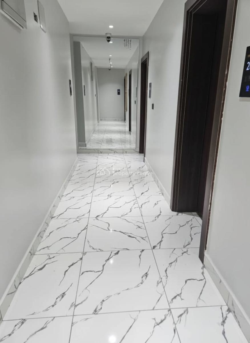 Aniluxe Super Superior 1 Bedroom Apartment with Free Breakfast, Babafemi Ogundipe Boulevard, Wuye, Abuja, Flat / Apartment Short Let