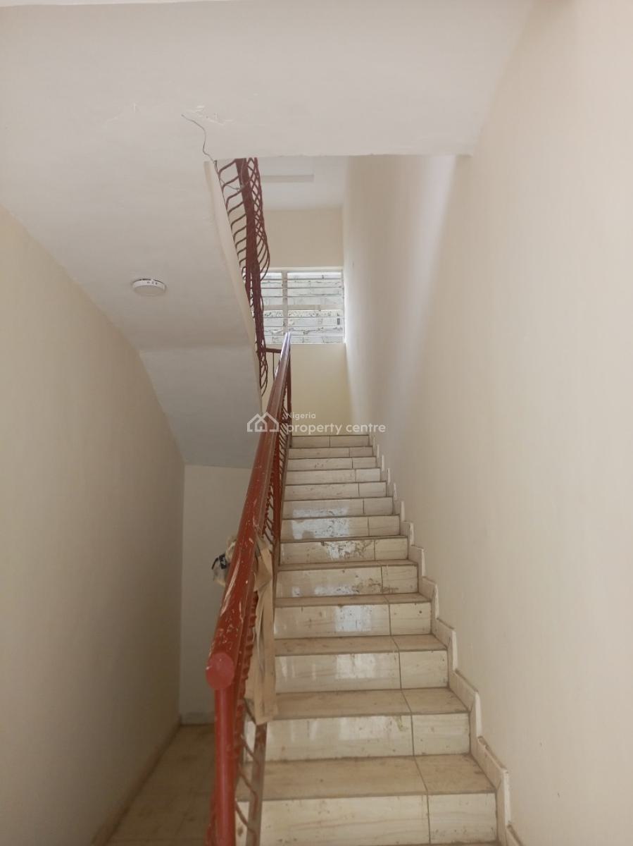 Luxury Newly Built 2 Bedroom Upstairs., Isheri Oshun Jakande Axis., Isolo, Lagos, Flat / Apartment for Rent