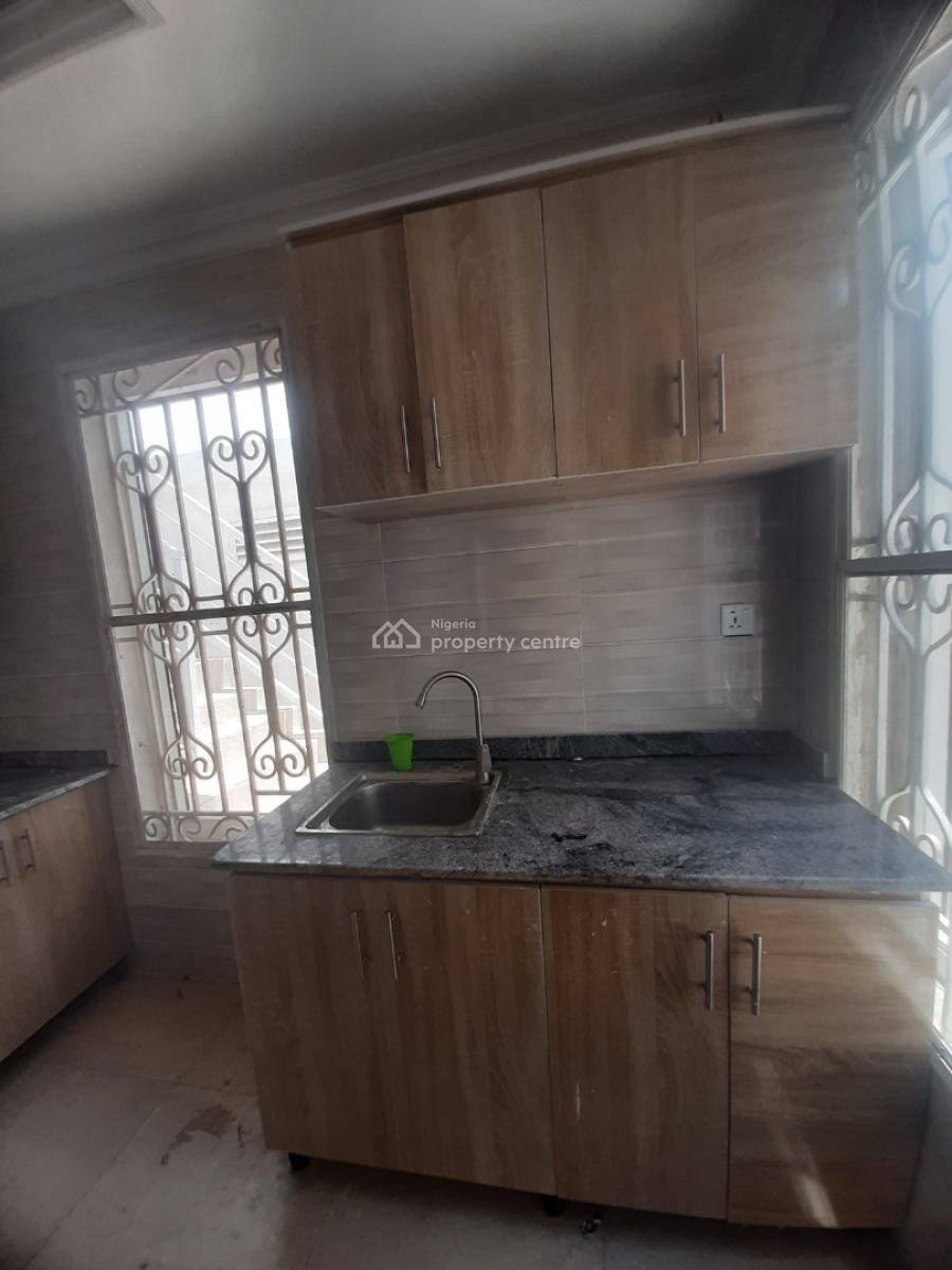 1 Bedroom Apartment, Lekki Phase 1, Lekki, Lagos, Flat / Apartment for Rent