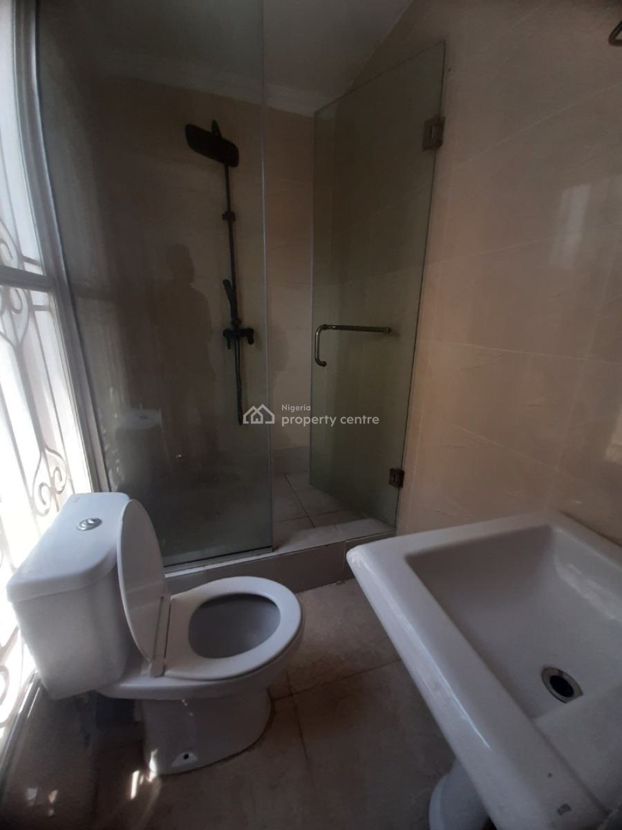 1 Bedroom Apartment, Lekki Phase 1, Lekki, Lagos, Flat / Apartment for Rent