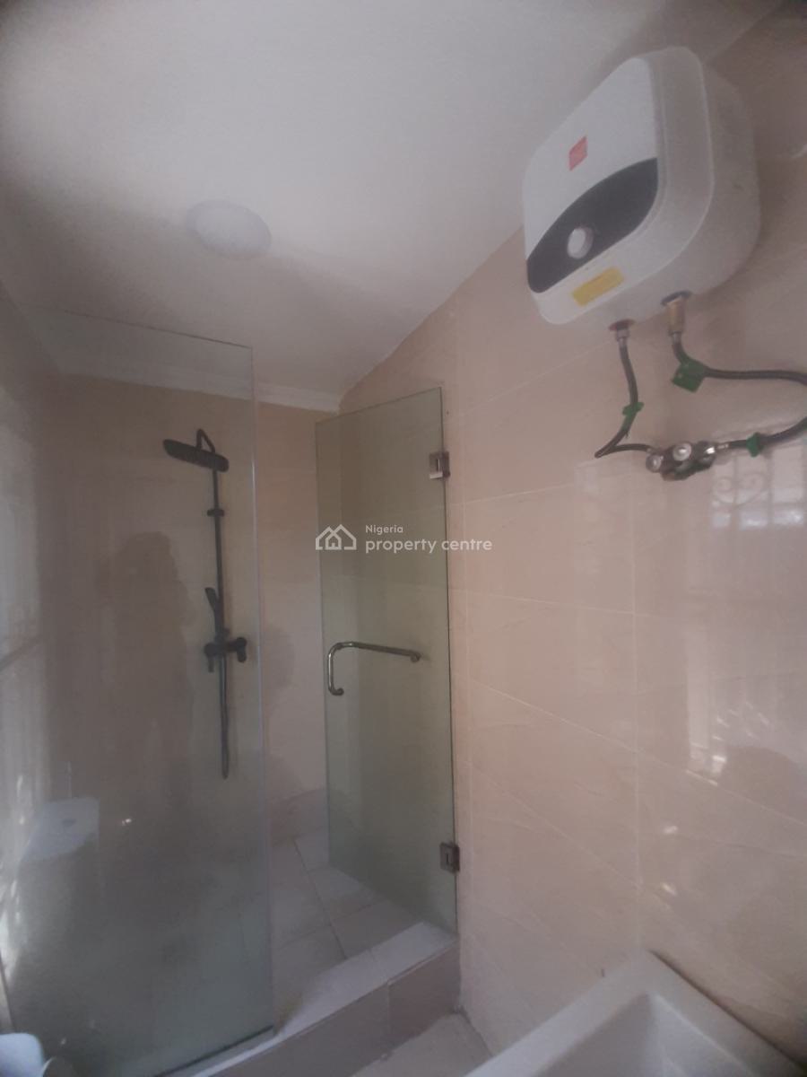 1 Bedroom Apartment, Lekki Phase 1, Lekki, Lagos, Flat / Apartment for Rent