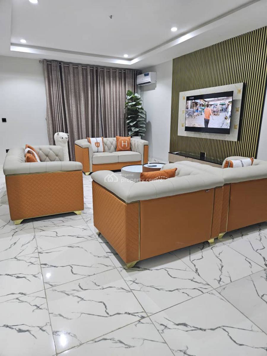 Aniluxe Royal Deluxe 1 Bedroom Apartment with Free Breakfast, Babafemi Ogundipe Boulevard, Wuye, Abuja, Flat / Apartment Short Let