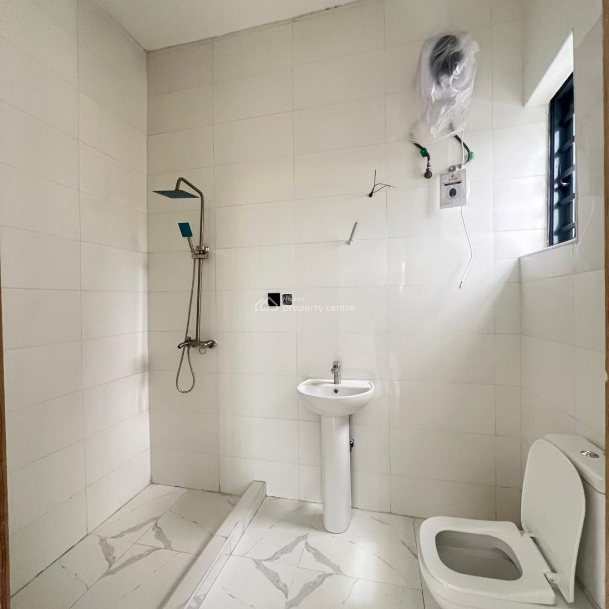 Spacious 5 Bedroom Detached Duplex with Bq, Ajah, Lagos, Detached Duplex for Sale